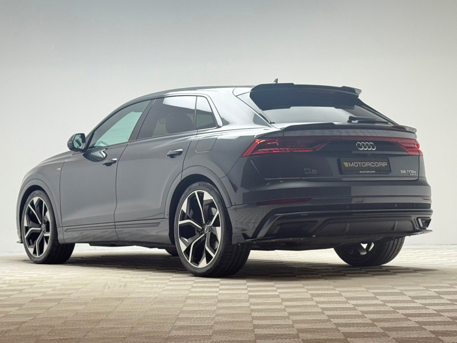 2023 Audi Q8 55 TFSI E S LINE BLACK ED 381HP QUATTRO €75,990