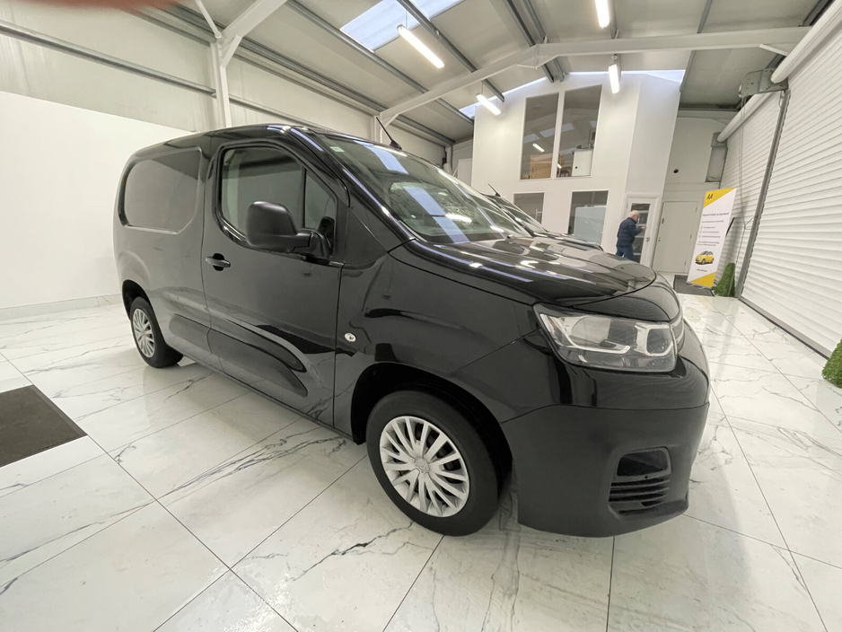 2020 Citroen Berlingo Touch BlueHDi 100 S&S 5MT M €10,995
