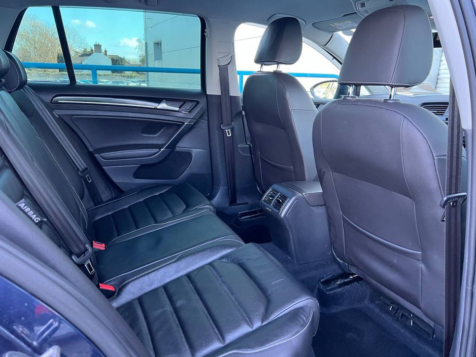 2016 Volkswagen Golf - image 8