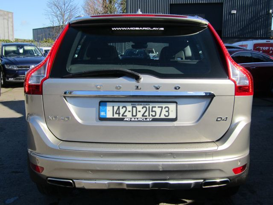 2014 Volvo XC60 - image 7