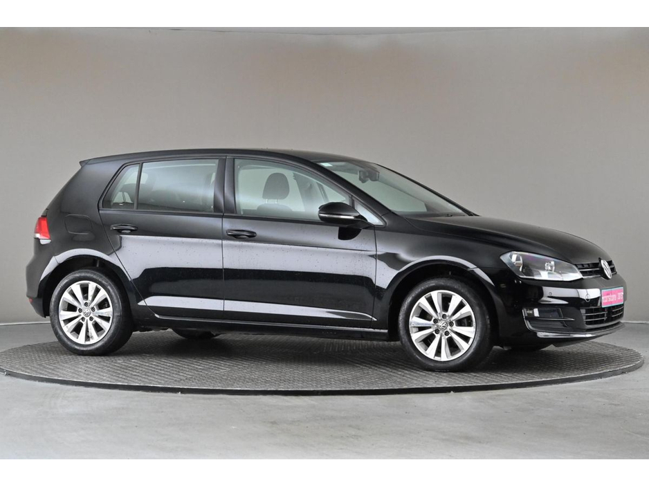 2015 Volkswagen Golf - image 12