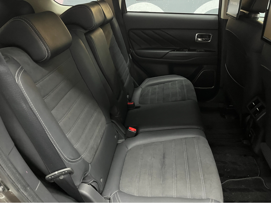 2019 Mitsubishi Outlander €22950 2019 MITSUBISHI OUTLANDER PHEV G 2.4 AUTOMATIC / CRUISE CONTROL / 360° PARKING CAMERA / ELECTRIC HEATED SEATS / HEATED STEERING WHEEL €22,950