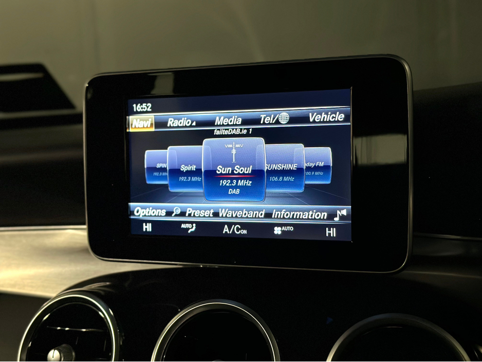 2016 Mercedes-Benz C Class - image 26