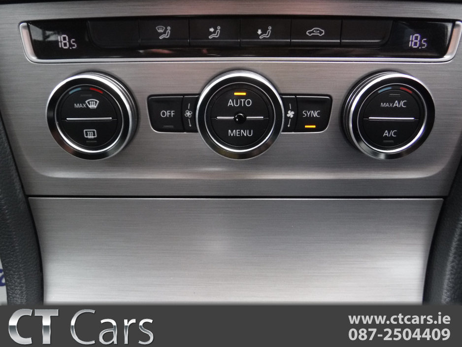 2016 Volkswagen Golf - image 21