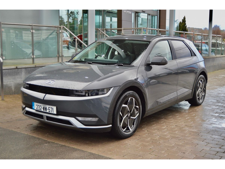 2023 Hyundai Ioniq 5 77kW Executive Plus €33,995