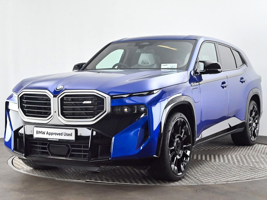 2025 BMW XM - image 25