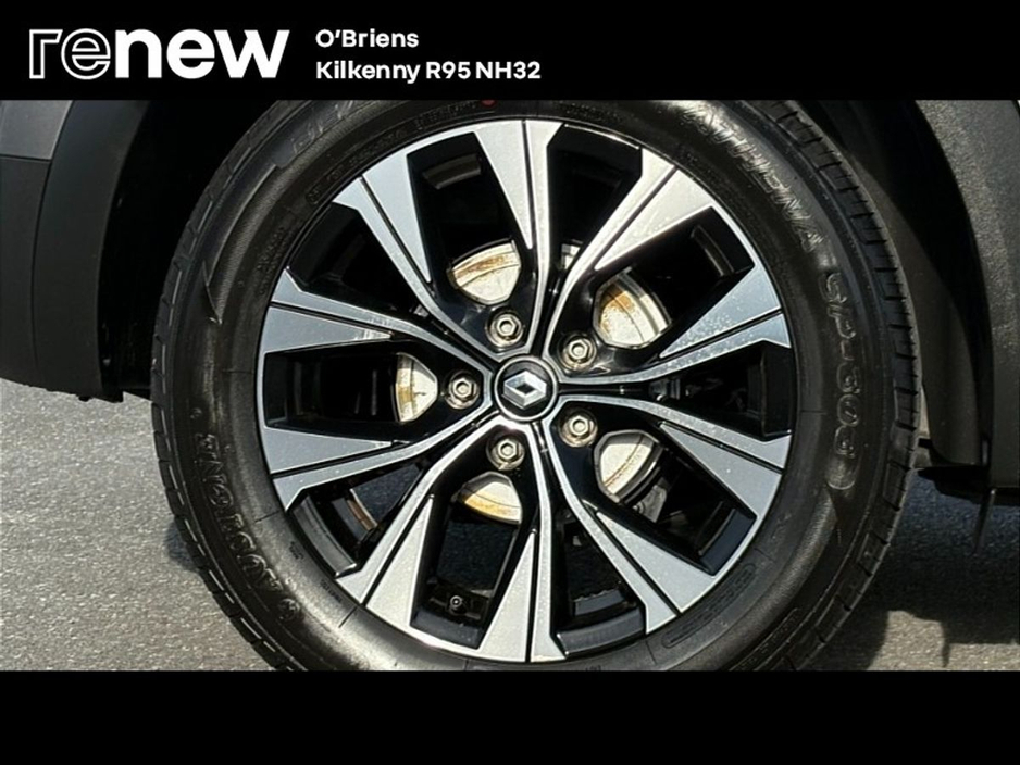 2023 Renault Captur - image 9