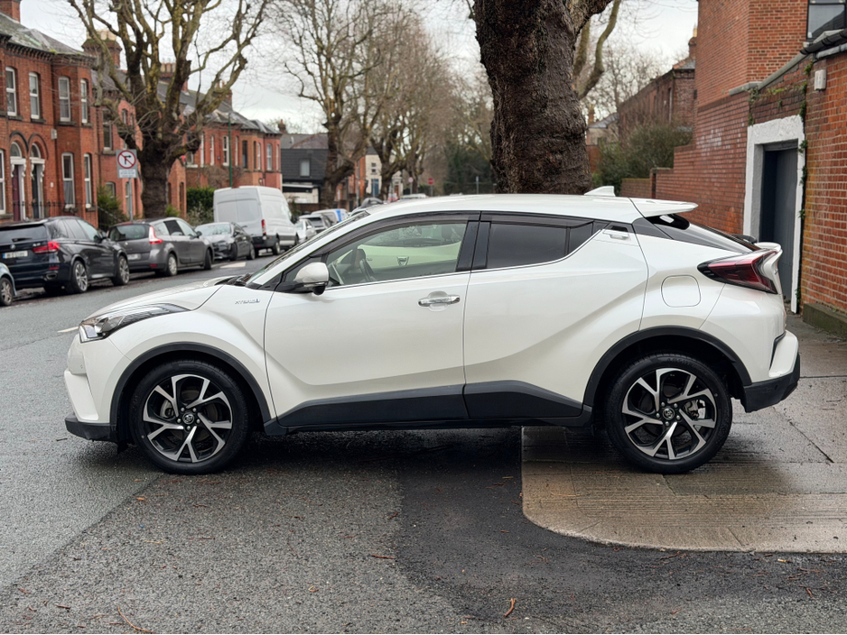 2018 Toyota C-HR 1.8 Petrol Hyrbid, Automatic, Only 47k Kilometres, New NCT, Brown Leather, Cruise Control, Apple CarPlay/Android Auto, Diamond-Cut Alloys, Finance Available, Service & Warranty Included, SIMI Dealer €19,950
