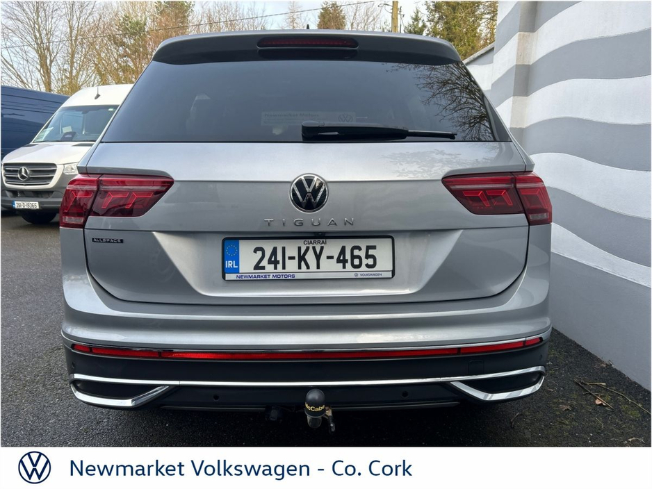 2024 Volkswagen Tiguan Allspace - image 18