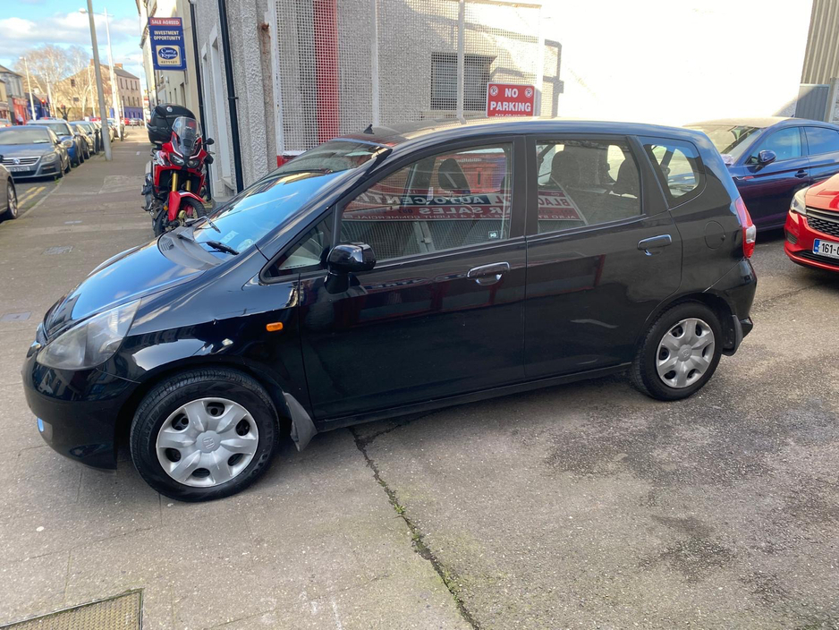 2006 Honda Jazz - image 2