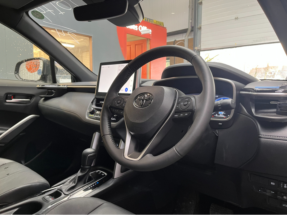 2024 Toyota Corolla - image 8