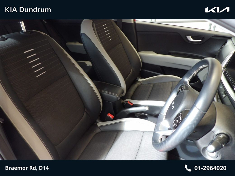 2023 Kia Stonic - image 4