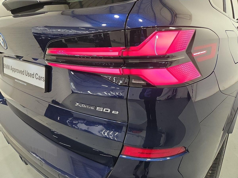 2025 BMW X5 - image 20