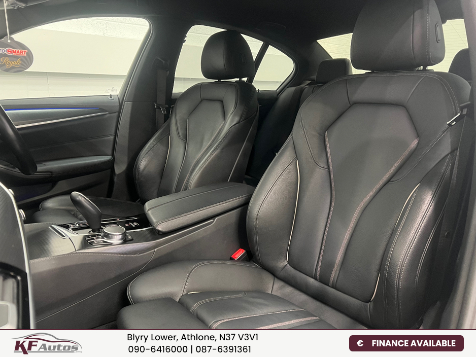 2022 BMW 5 Series - image 16