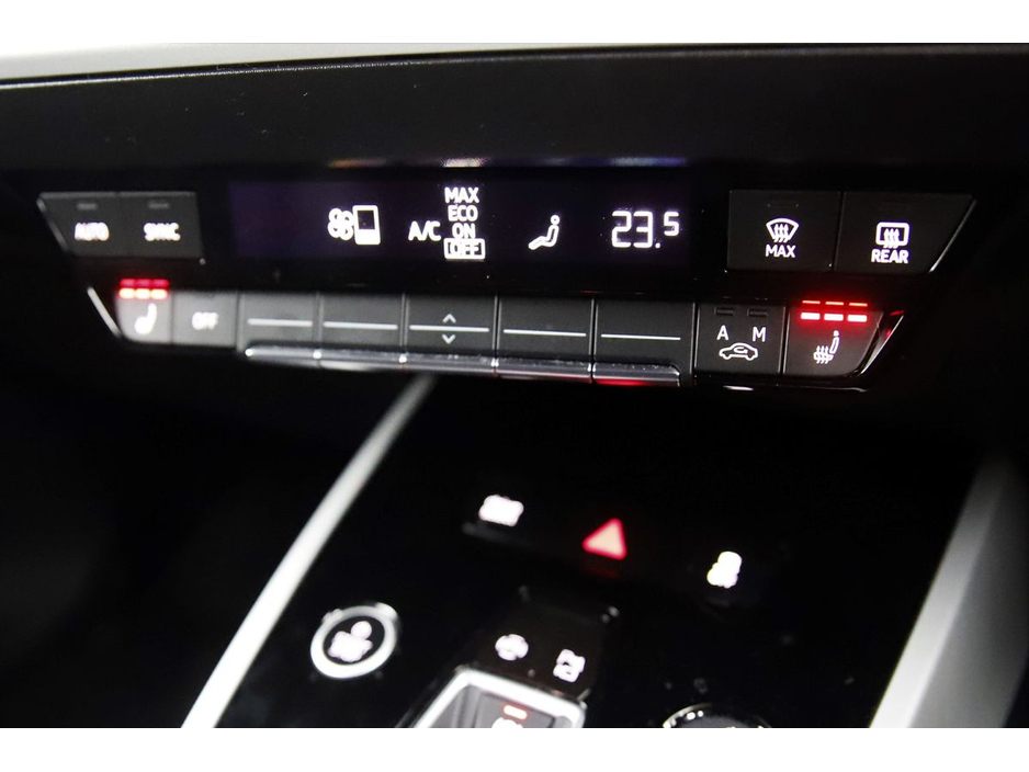 2024 Audi Q4 e-tron E-TRON 45 SPORT €42,490