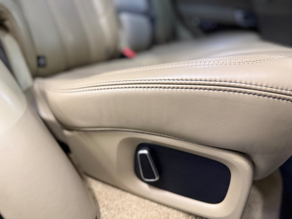 2015 Land Rover Range Rover - image 11