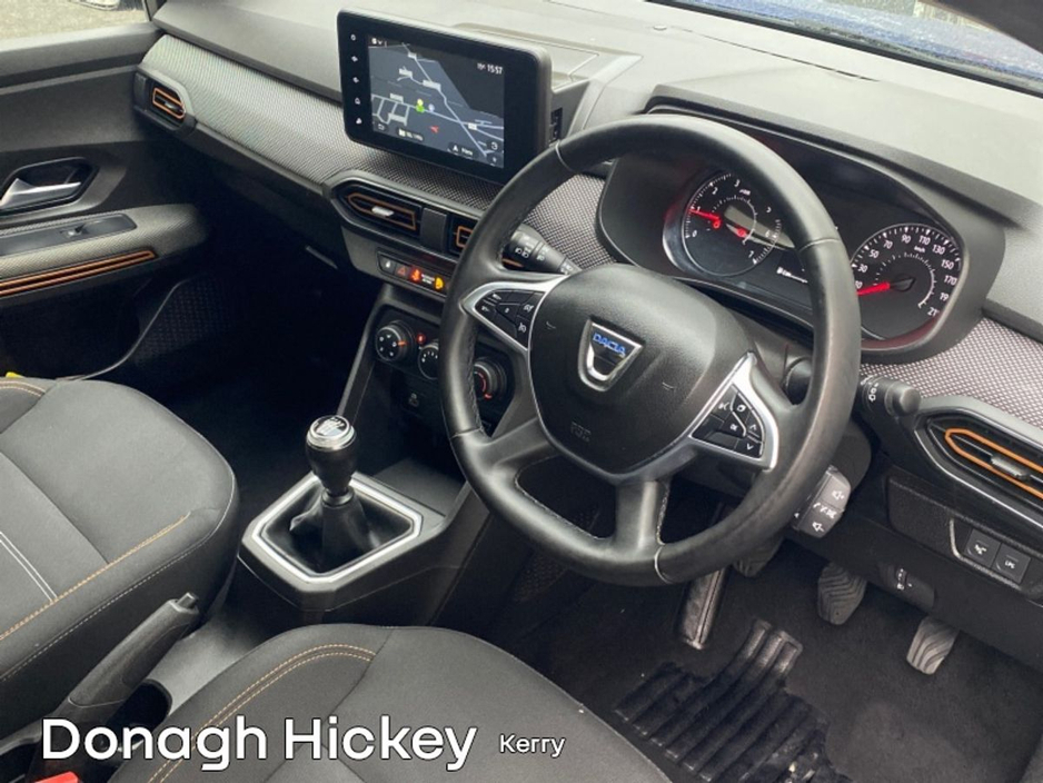 2022 Dacia Sandero Stepway - image 5