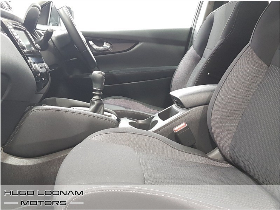 2021 Nissan Qashqai - image 10