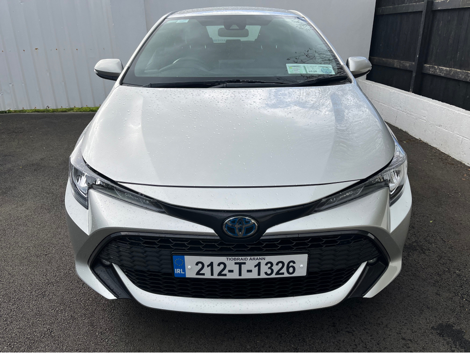 2021 Toyota Corolla - image 2
