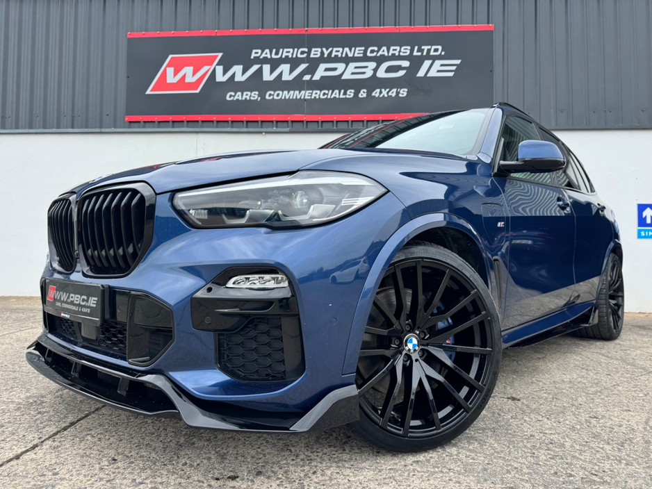 2022 BMW X5 - image 5