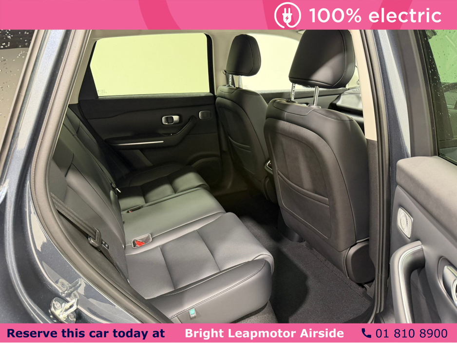 2026 Leapmotor C10 - image 18