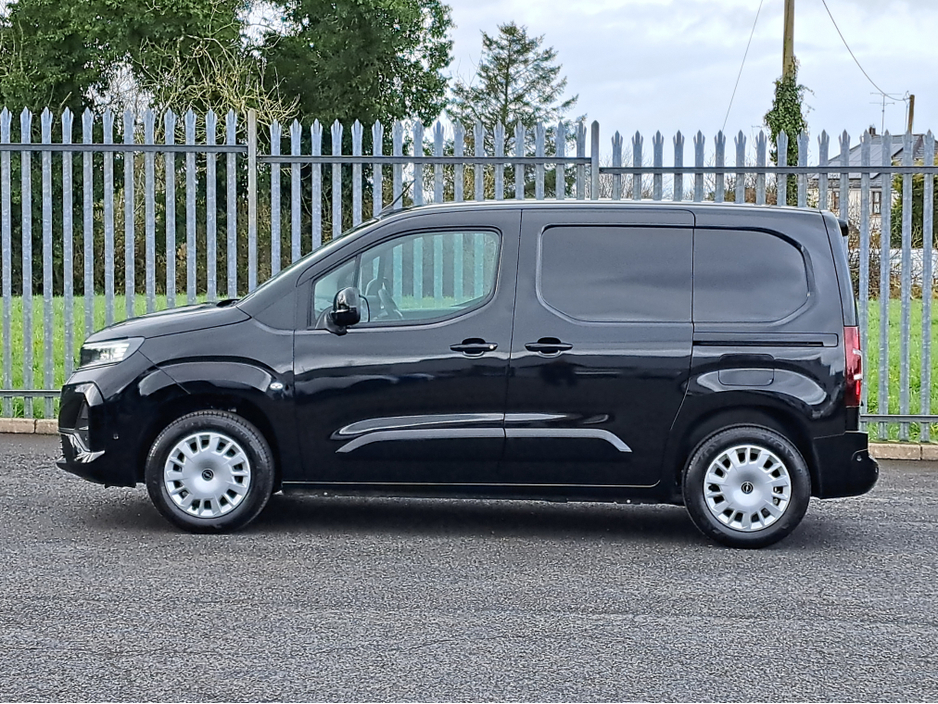 2026 Opel Combo - image 7