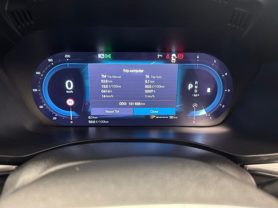 2022 Volvo XC60 - image 14