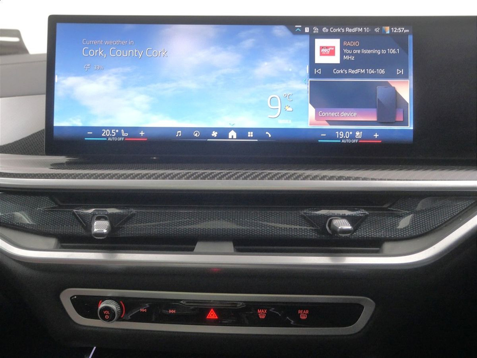 2025 BMW X5 - image 8