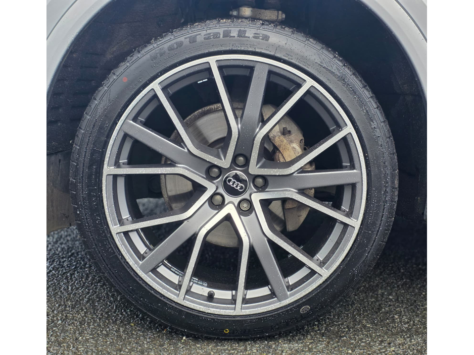 2019 Audi Q5 - image 6