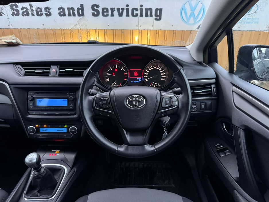 2015 Toyota Avensis 1.6 D AURA 4DR €8,950