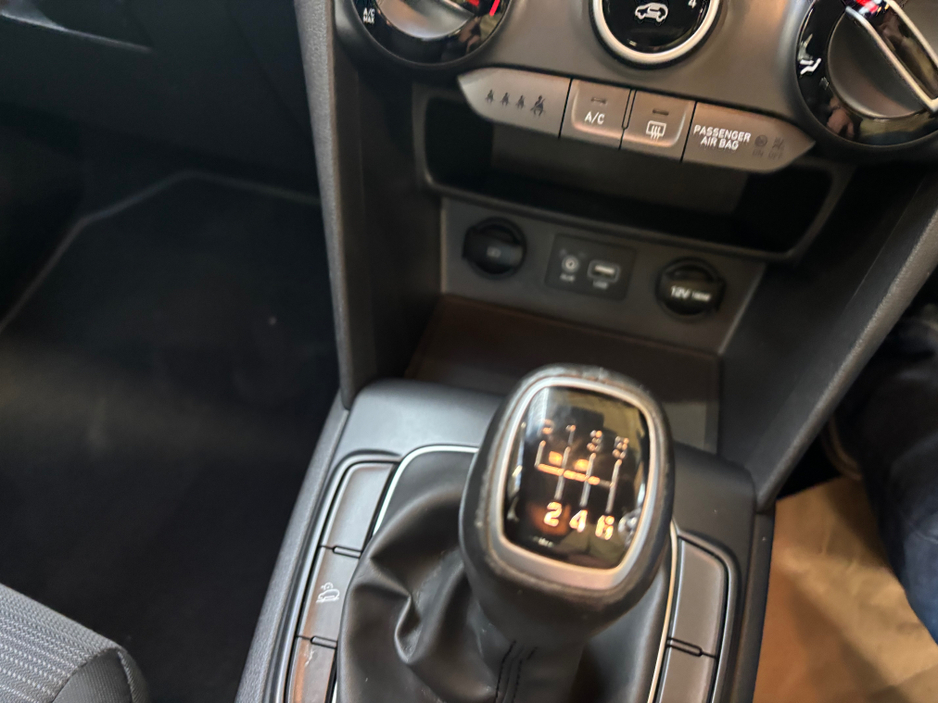 2019 Hyundai Kona - image 13