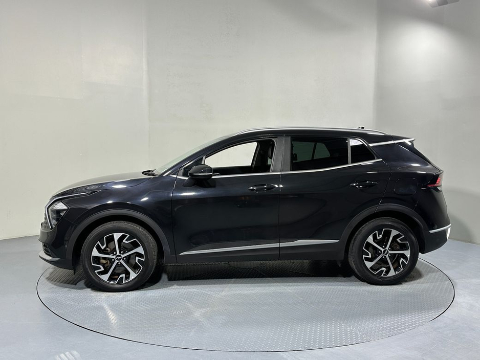 2022 Kia Sportage - image 4