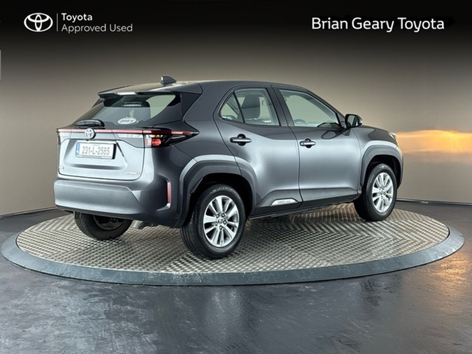 2023 Toyota Yaris Cross HYBRID LUNA €27,950