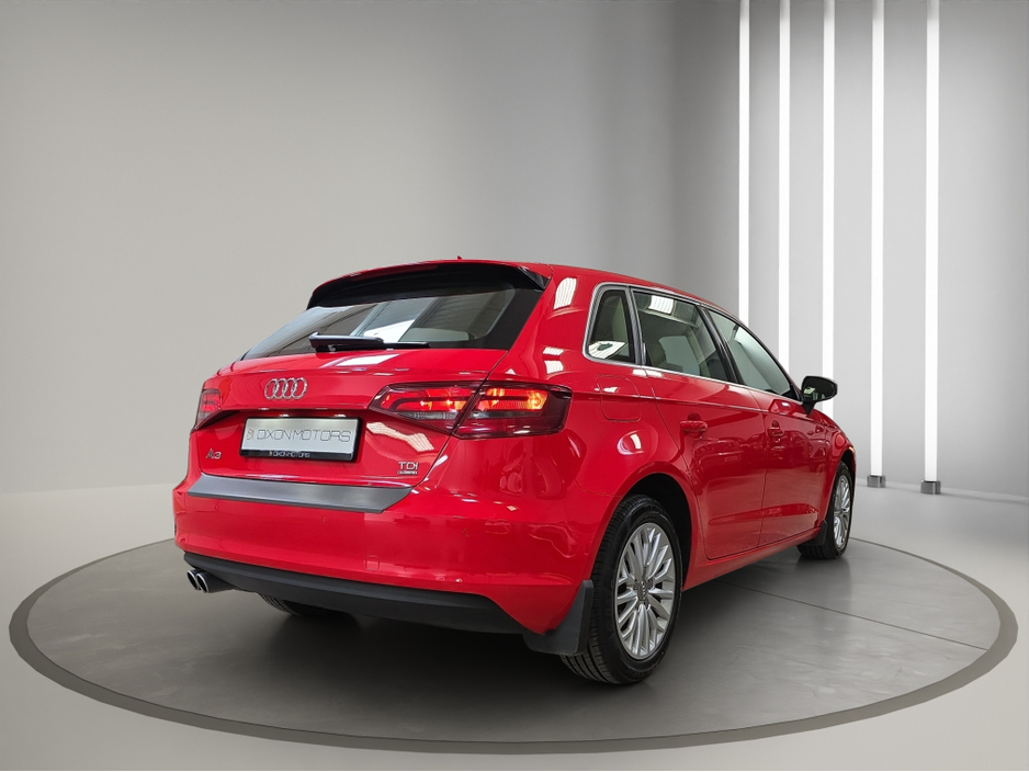 2015 Audi A3 - image 6