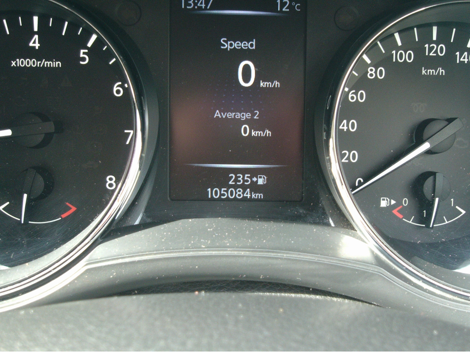 2015 Nissan Pulsar - image 17