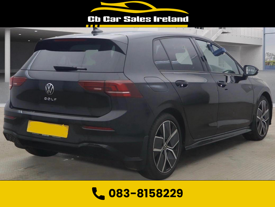 2024 Volkswagen Golf - image 5