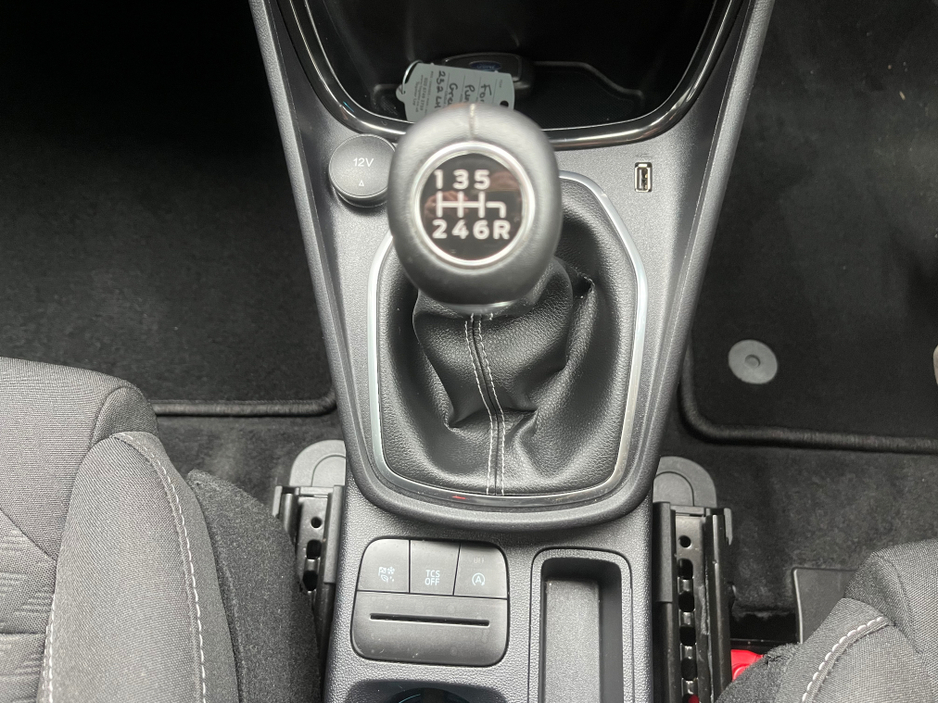 2023 Ford Puma - image 19