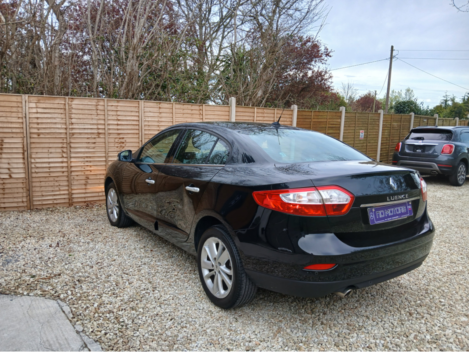 2013 Renault Fluence - image 7