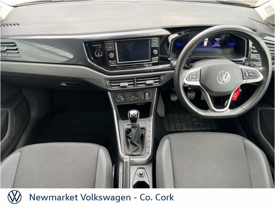 2023 Volkswagen Polo - image 7