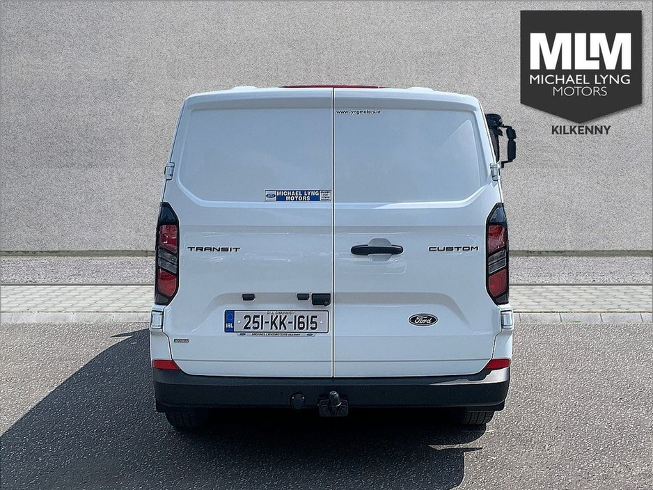 2025 Ford Transit Custom 320 PHEV SWB (V), Price Ex VAT, *Spare wheel, fixed towbar, Load area protection Kit, Seat Pack k4a* €32,516