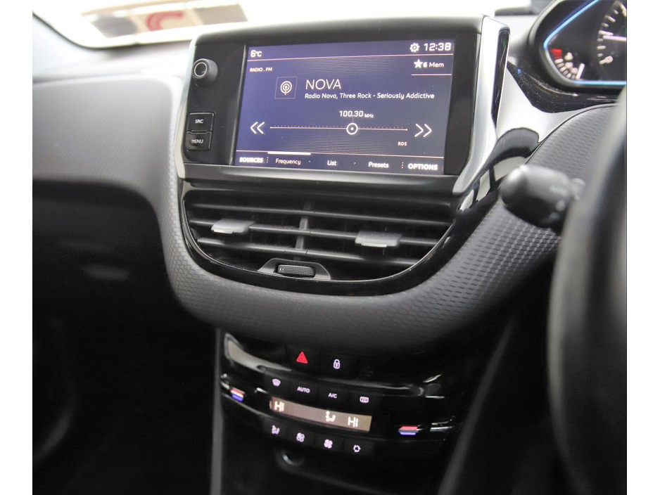 2018 Peugeot 2008 1.6 BLUE HDI 100BHP ALLURE 5SPD *HALF LEATHER*PANORAMIC ROOF* €12,890