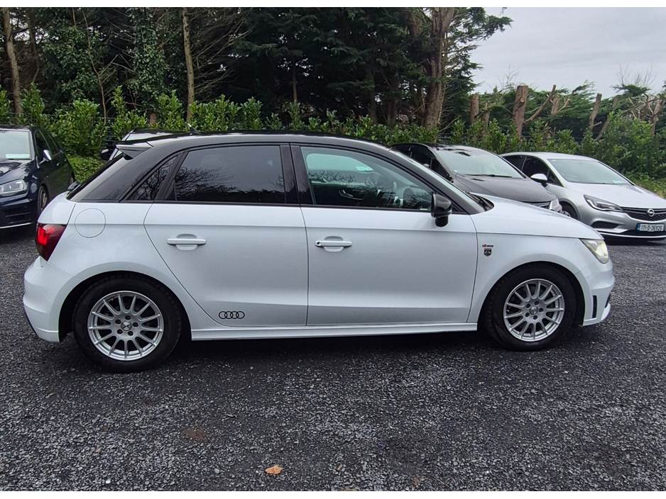 2015 Audi A1 - image 8