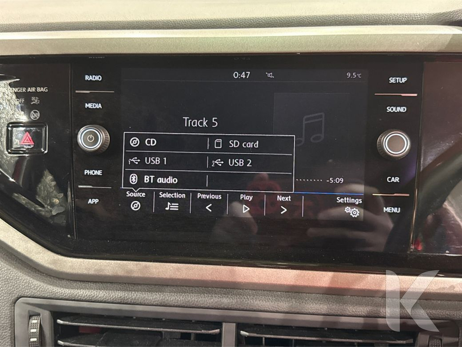 2018 Volkswagen Polo - image 21