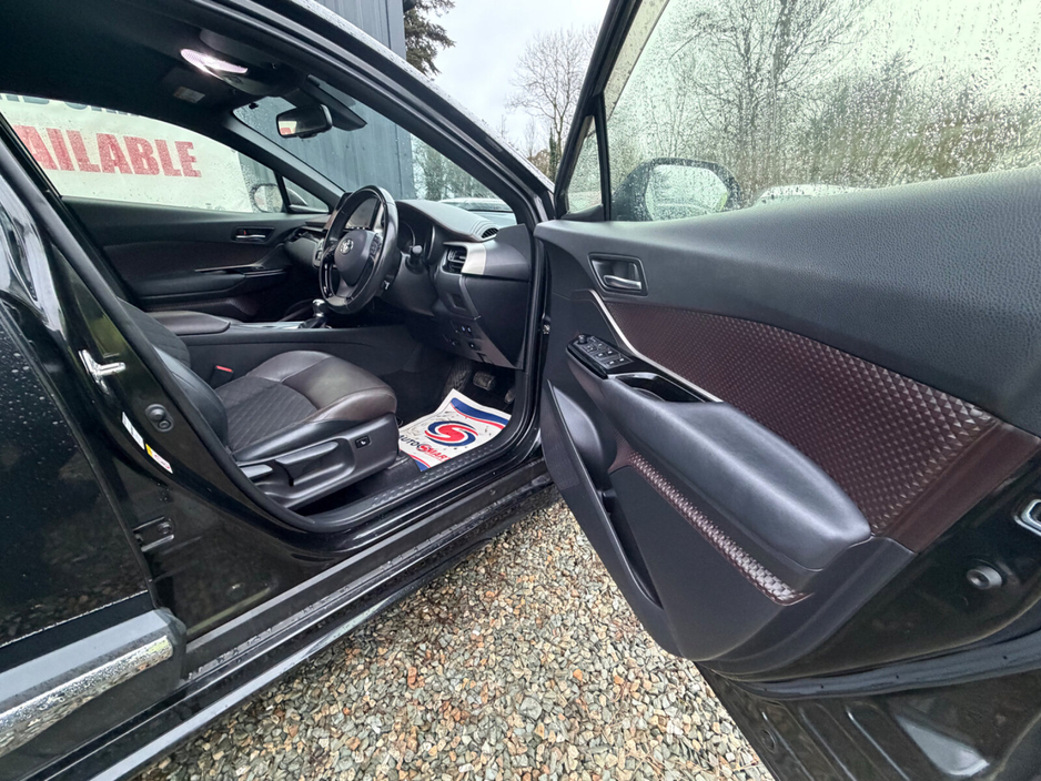 2018 Toyota C-HR 1.8 HYBRID LUNA SPORT €18,900