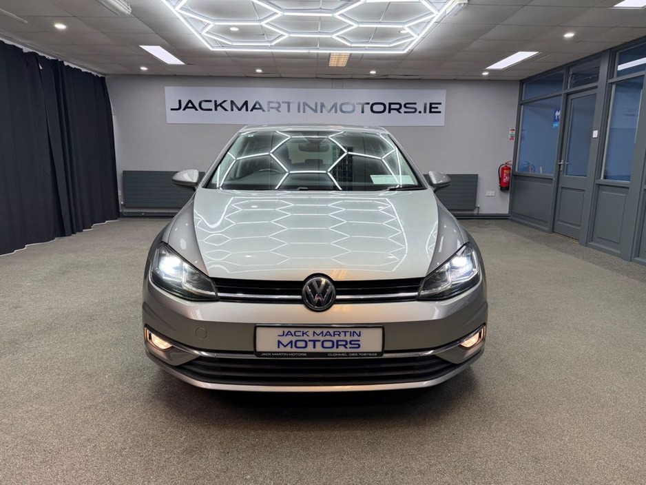 2018 Volkswagen Golf - image 2