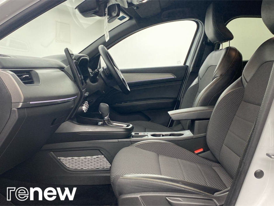 2024 Renault Arkana - image 4