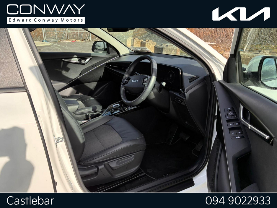 2023 Kia Niro - image 7