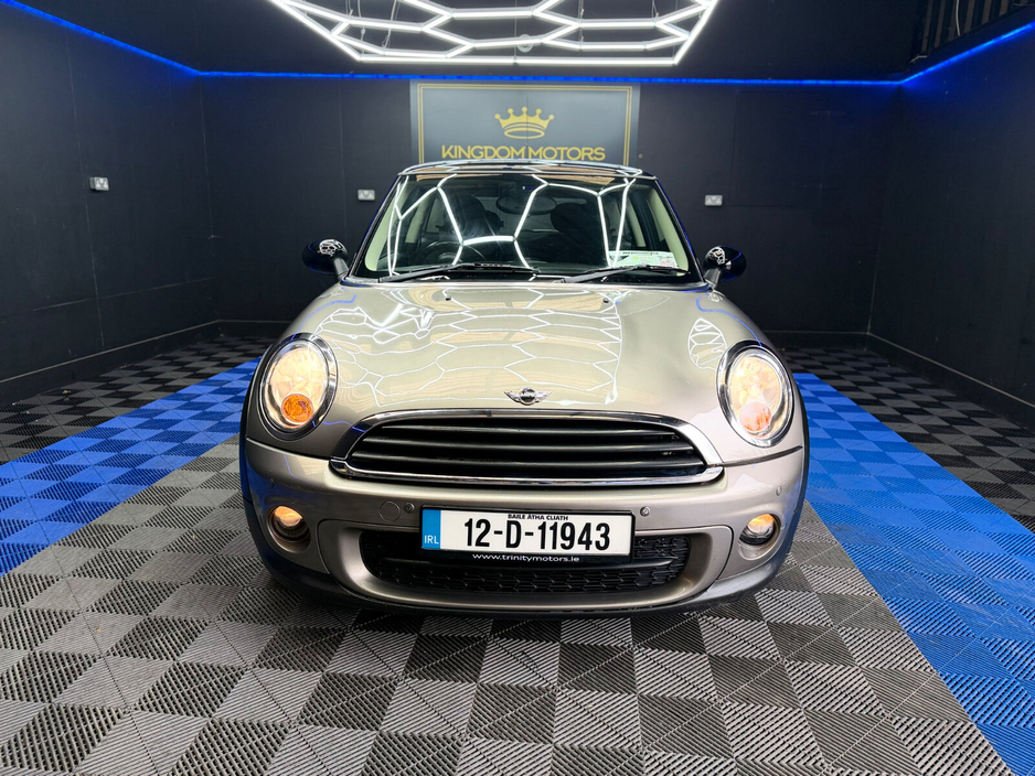 2012 MINI Hatch - image 6