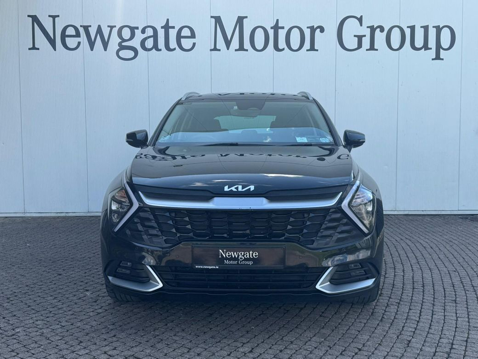 2023 Kia Sportage - image 2