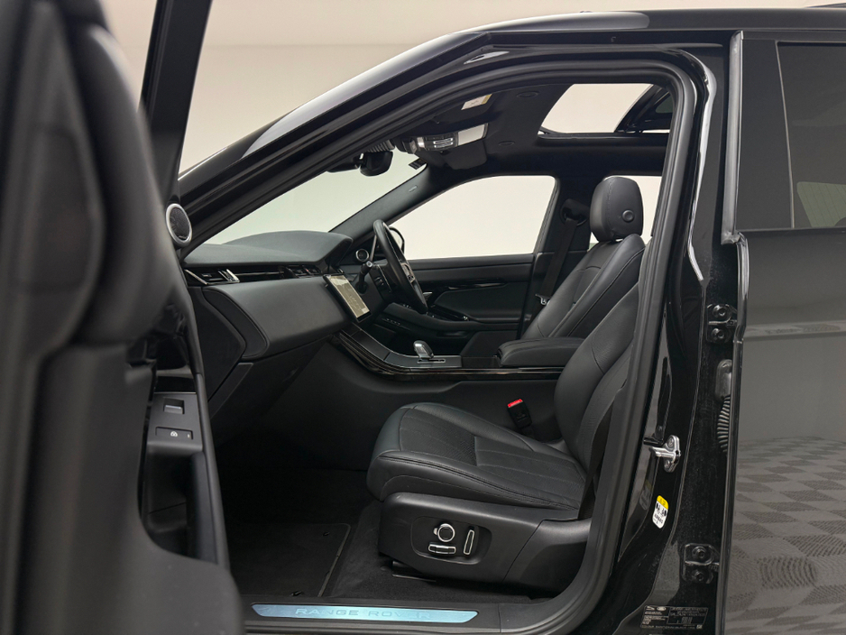 2024 Land Rover Range Rover Evoque HSE DYNAMIC P300E *HUGE SPEC* €52,990